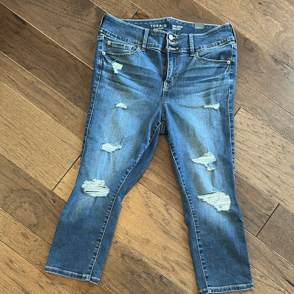 Torrid Crop Jegging Distressed Jeans